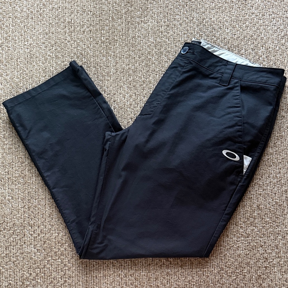 Oakley Men's Black Athletic Chinos